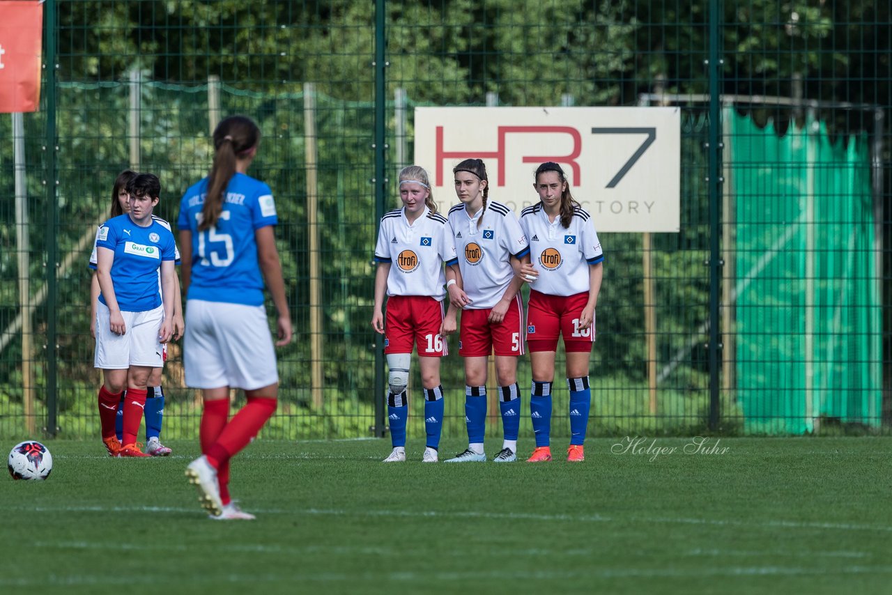 Bild 318 - wBJ Hamburger SV - Holstein Kiel : Ergebnis: 2:0